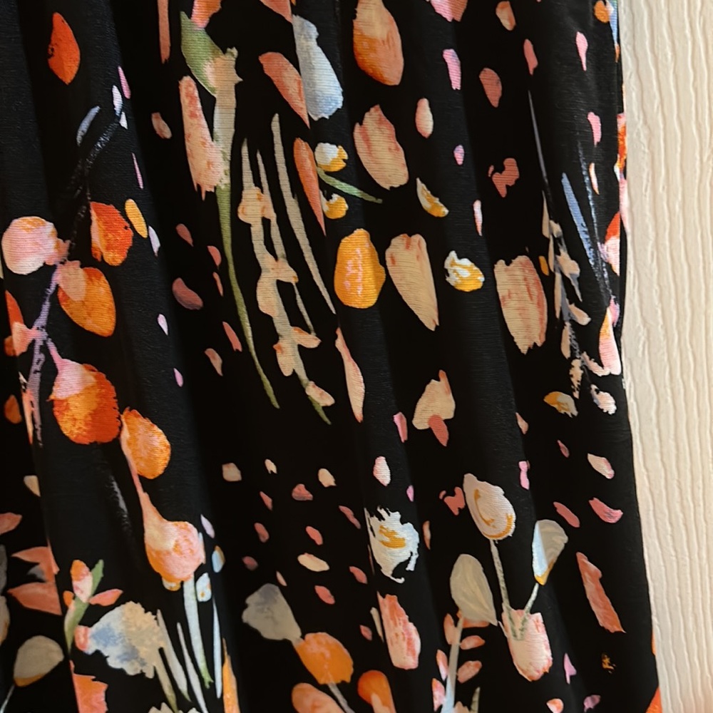 L/XL sleeveless dress NWT